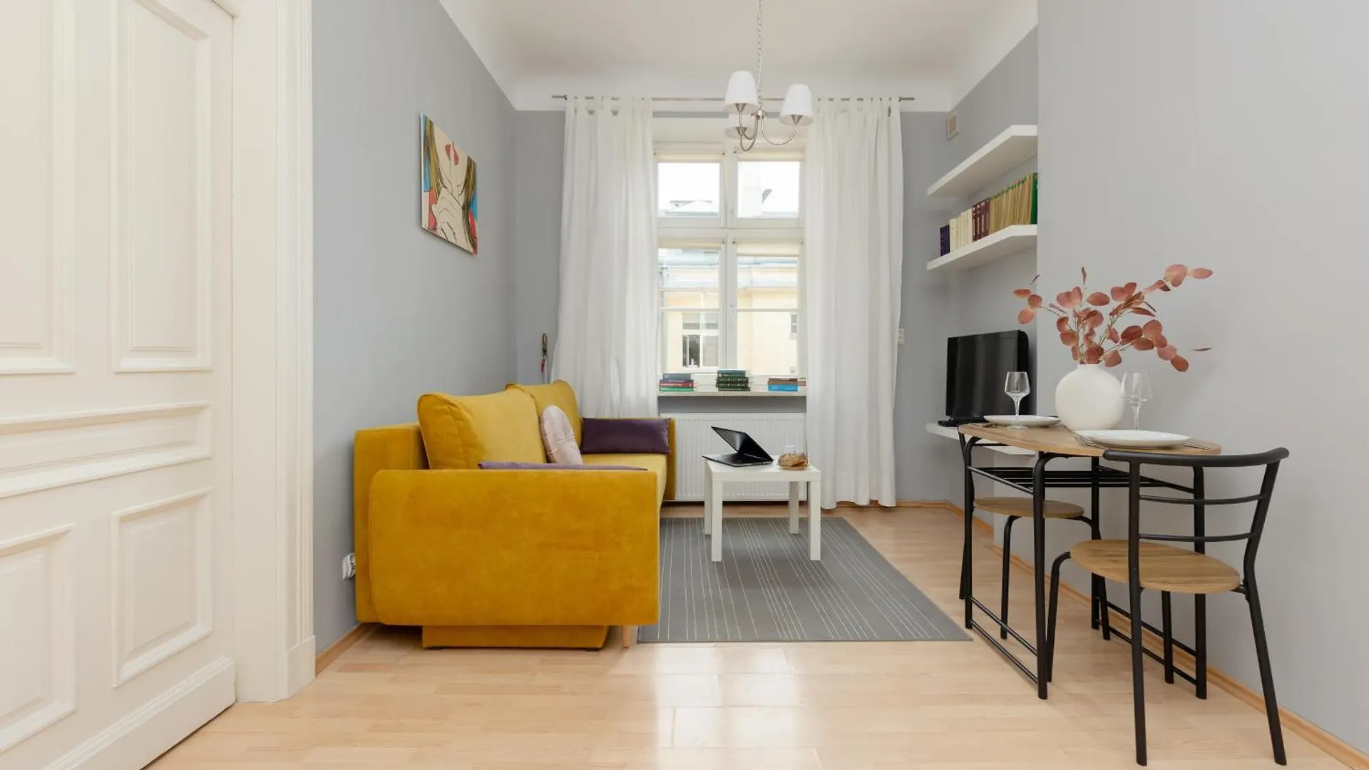 Apartament Sunny Studio Lwowska Street Metro By Noclegi Renters Warszawa Polska